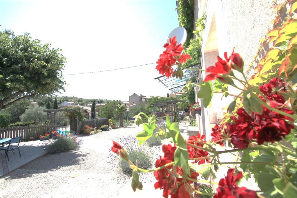 Maison De Laura Salsigne